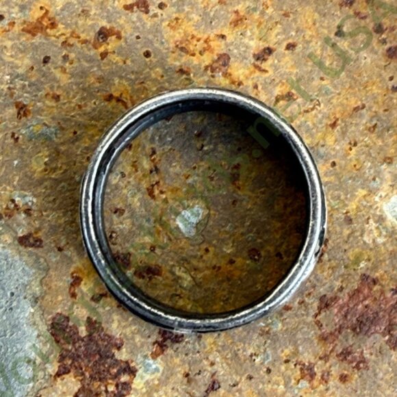 Vintage Band Ring Celtic Raised Design Size 6 - Picture 4 of 5